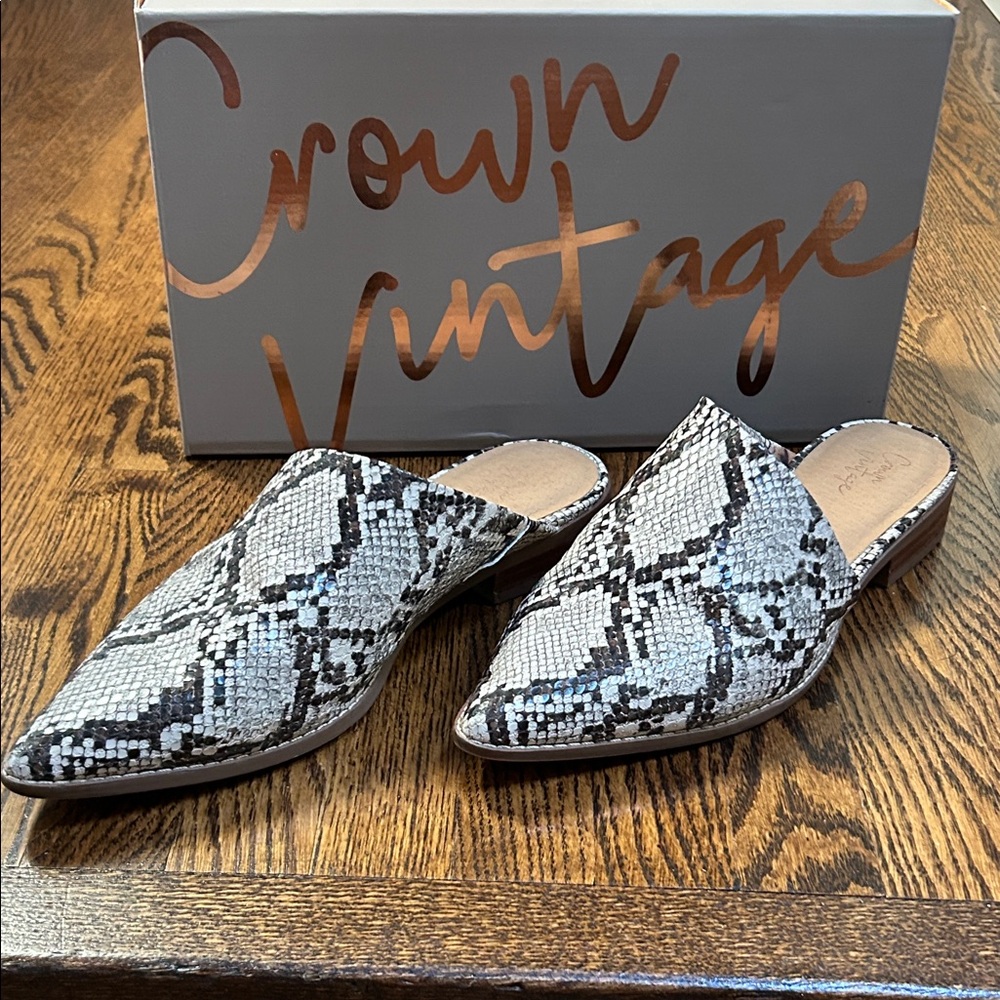 Crown Vintage Snake Patterned Mules